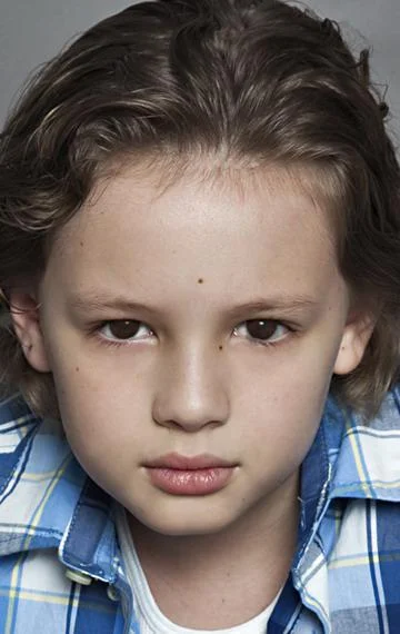 Максим Найт