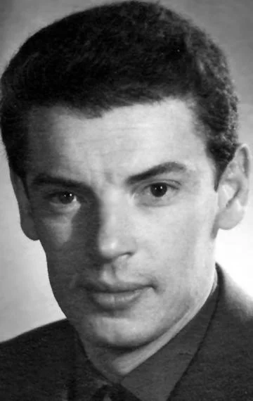 Михаил Волков